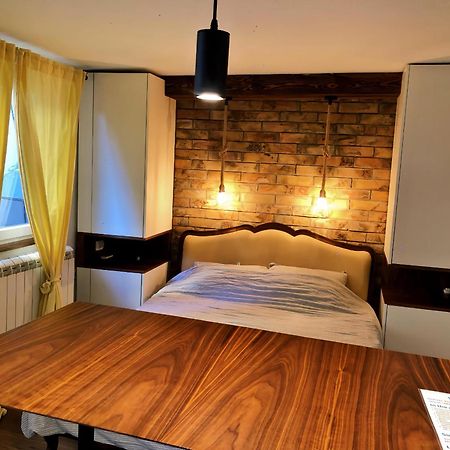 Little L Apartments Dorcol Belgrado Buitenkant foto