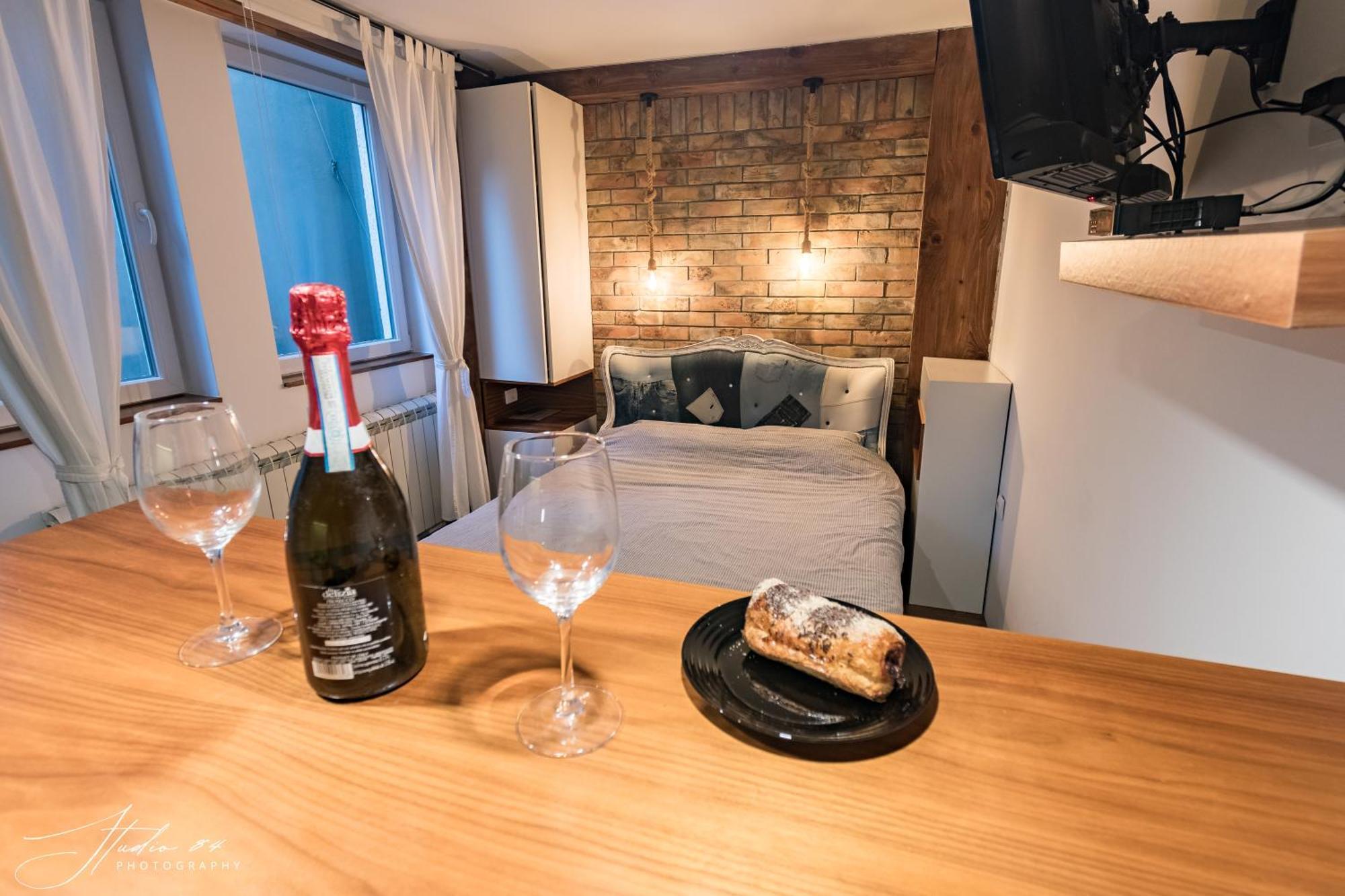 Little L Apartments Dorcol Belgrado Buitenkant foto